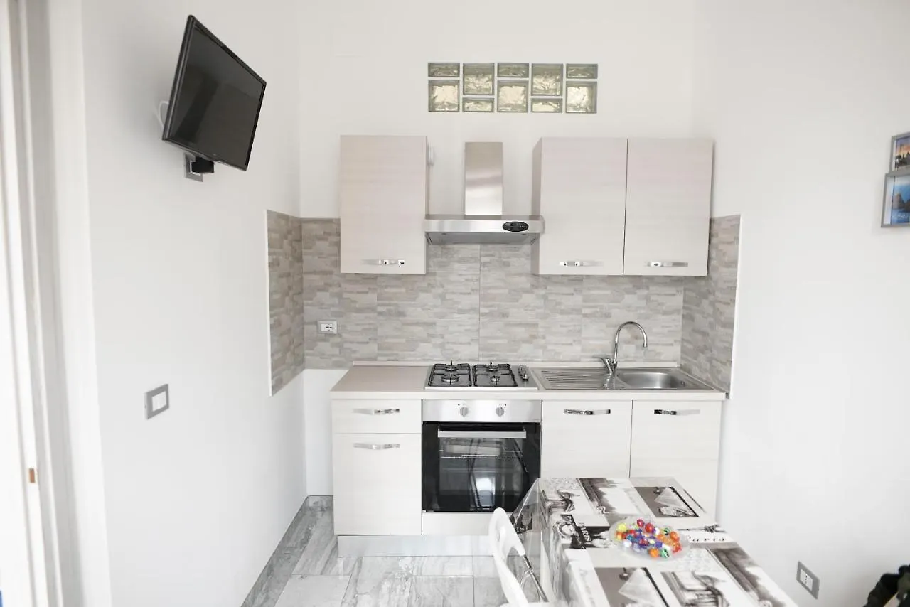 Central Luxury Apartment Katania